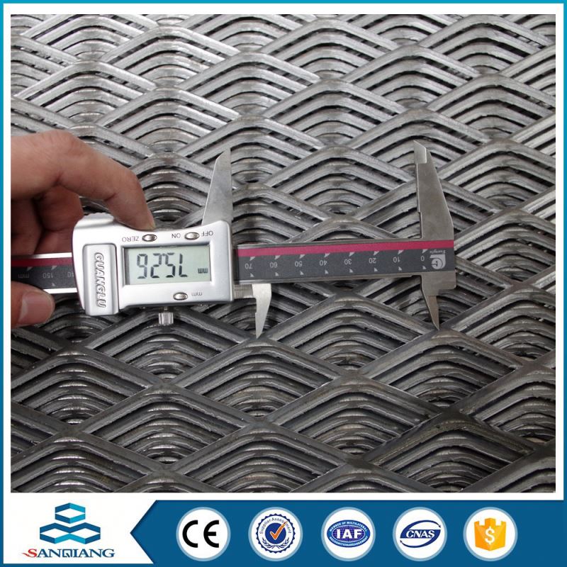 factory supply good quality stainles steel small hole expanded metal mesh iron bbq grill